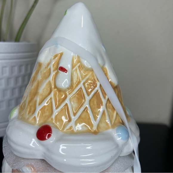 NEW Peppermint Place Ice Cream Christmas Santa Cookie Jar - Picture 7 of 7